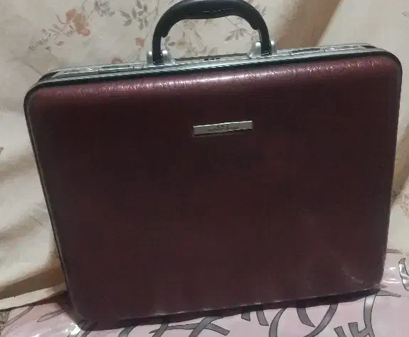 کیف سامسونت|کیف، کفش، کمربند|کرمان, |دیوار