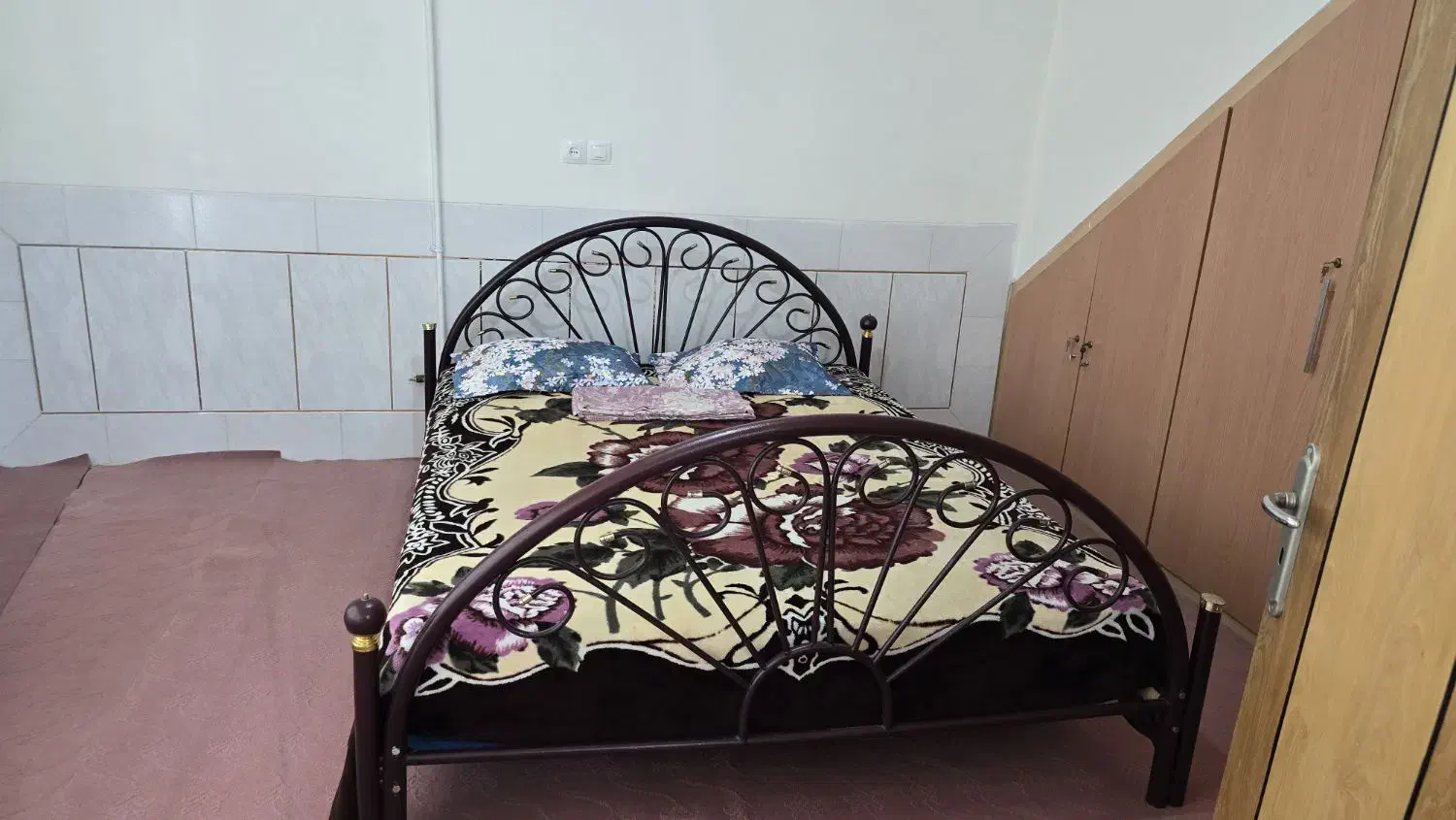 منزل ویلایی دربست در چادگان|اجارهٔ کوتاه‌مدت ویلا و باغ|چادگان, |دیوار