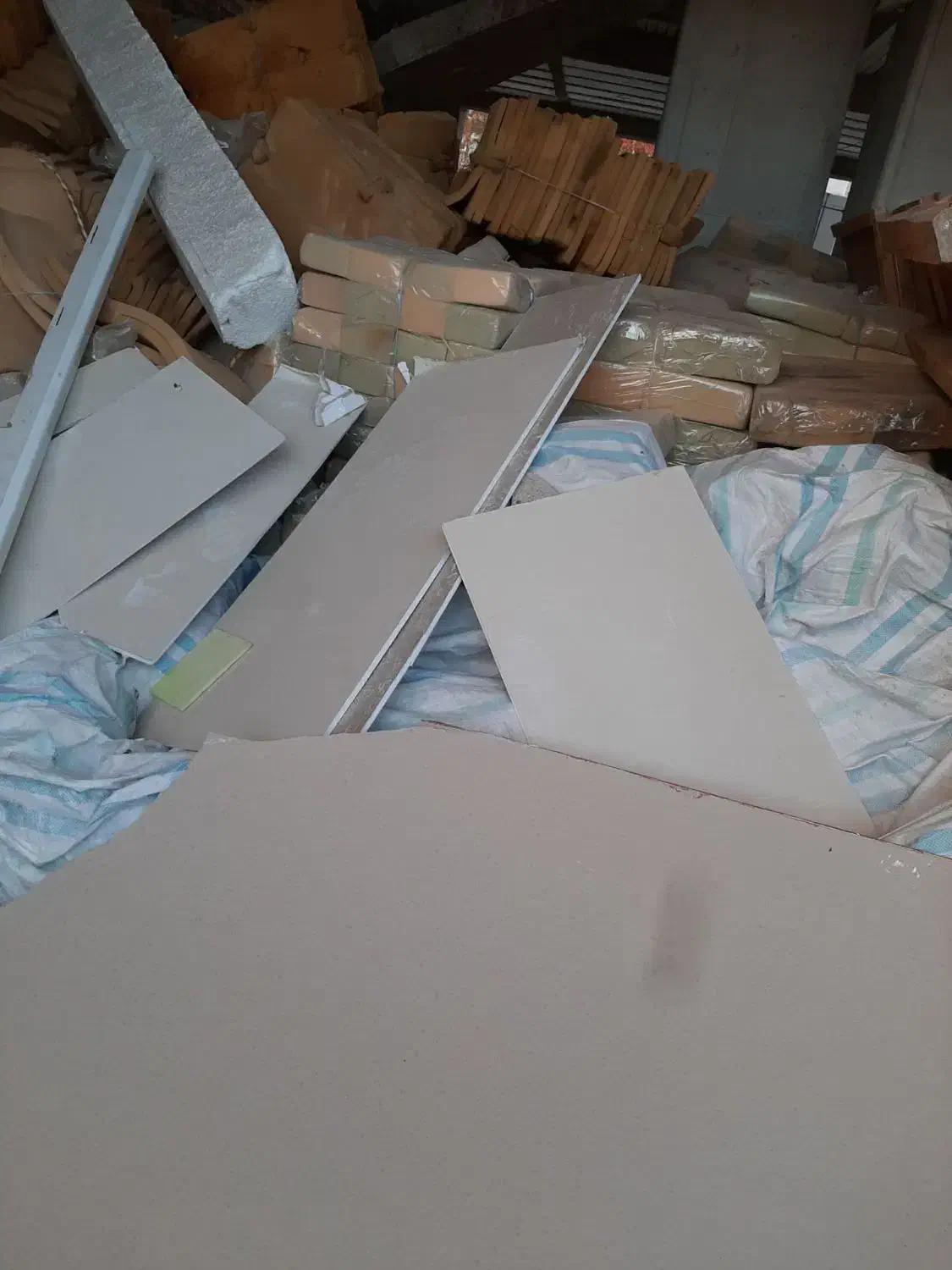 ابر و اسکاج|لوازم نظافت|اهر, |دیوار