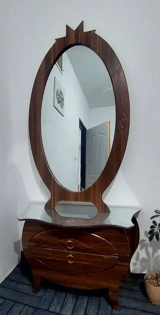 استند گنجه کنارسالنی و آینه کنسول|بوفه، ویترین، کنسول|گلبهار, شهر جدید گلبهار|دیوار