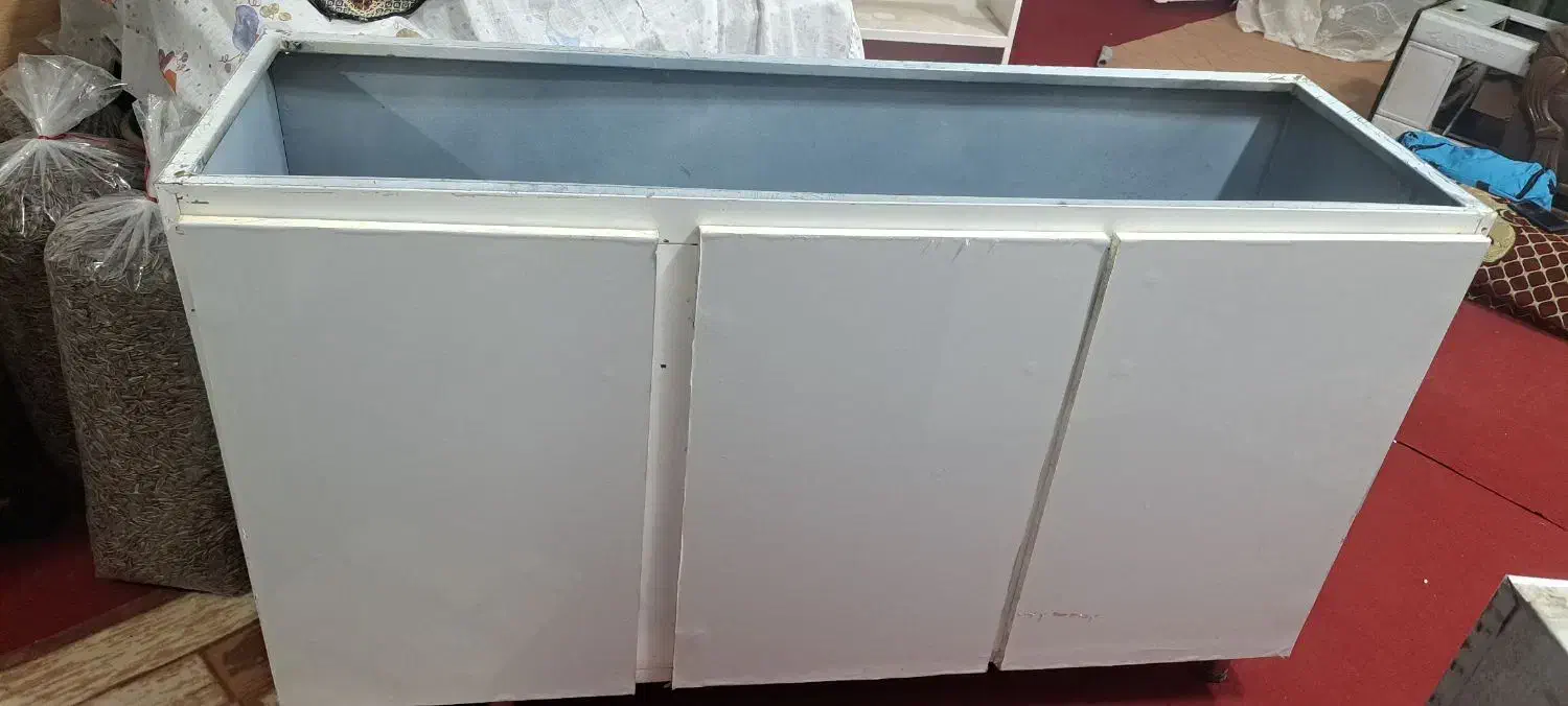 کابینت فلزی درب چوبی سفید|جاکفشی، کمد، دراور|تربت جام, شهرک آزادگان|دیوار