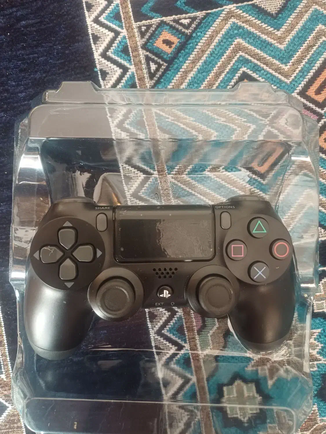 دسته درجه یک ps4 باطری 1000میلی امپر اصل|کنسول، بازی ویدئویی و آنلاین|شیراز, قلعه نو|دیوار