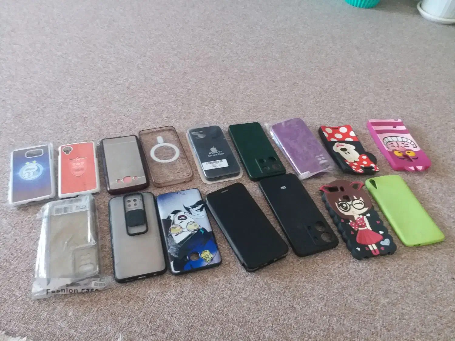 تعدادی قاب و محافظ گوشی همگی نونو هستن|لوازم جانبی موبایل و تبلت|ایلام, |دیوار