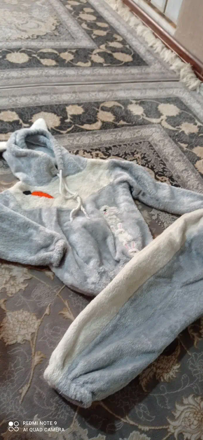 لباس بچگانه|کفش و لباس بچه|اصفهان, جامی|دیوار