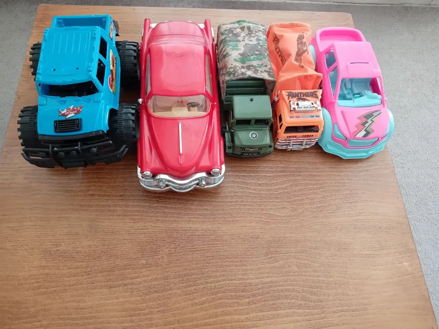 تعدای ماشین اسباب بازی،پازل ، فلش کارت|اسباب‌‌بازی|ملکشاهی, |دیوار