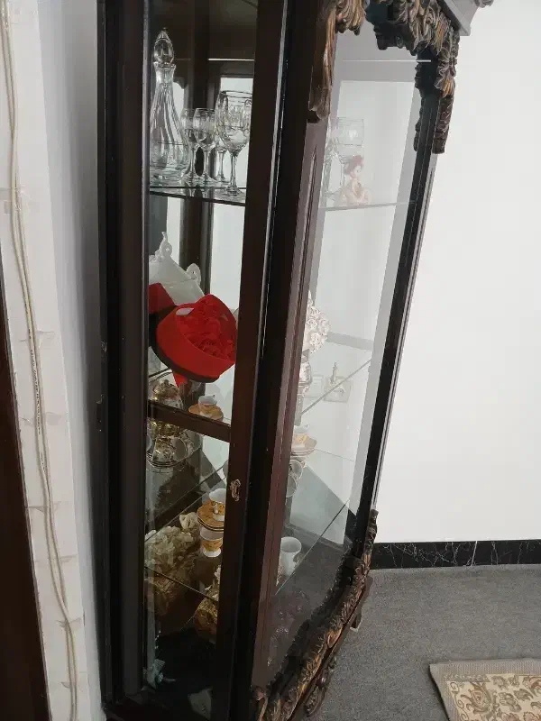 ۱۱۱۱۱۱۱۱۱|بوفه، ویترین، کنسول|نقده, |دیوار