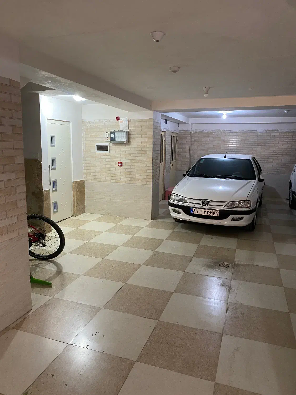 اجاره آپارتمان ۱۳۰متری شهرک دانشگاه کلید نخورده|اجارهٔ آپارتمان|سقز, |دیوار