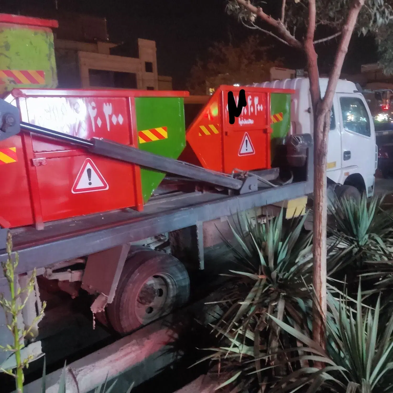 باکس حمل خاک و نخاله ۷و۸ سیدی کوشش پروین عدل|خدمات حمل و نقل|مشهد, پروین اعتصامی|دیوار