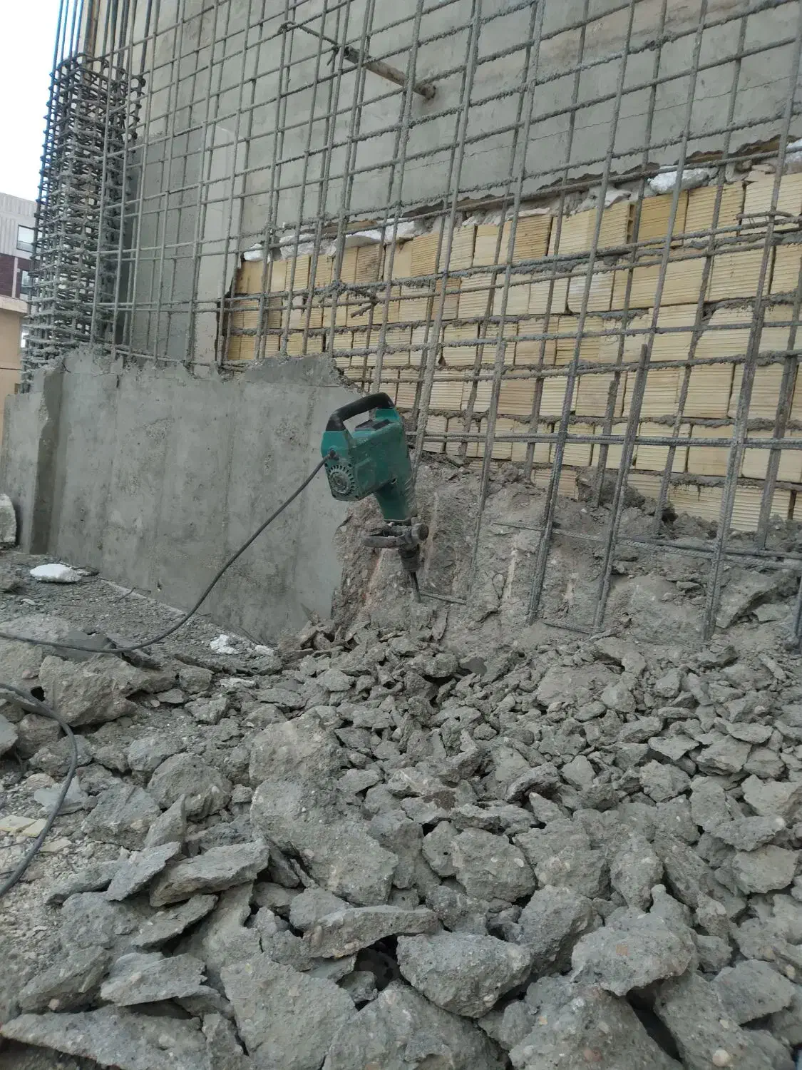 تخریب باپیکور|خدمات پیشه و مهارت|شیراز, پانصد دستگاه ارتش|دیوار