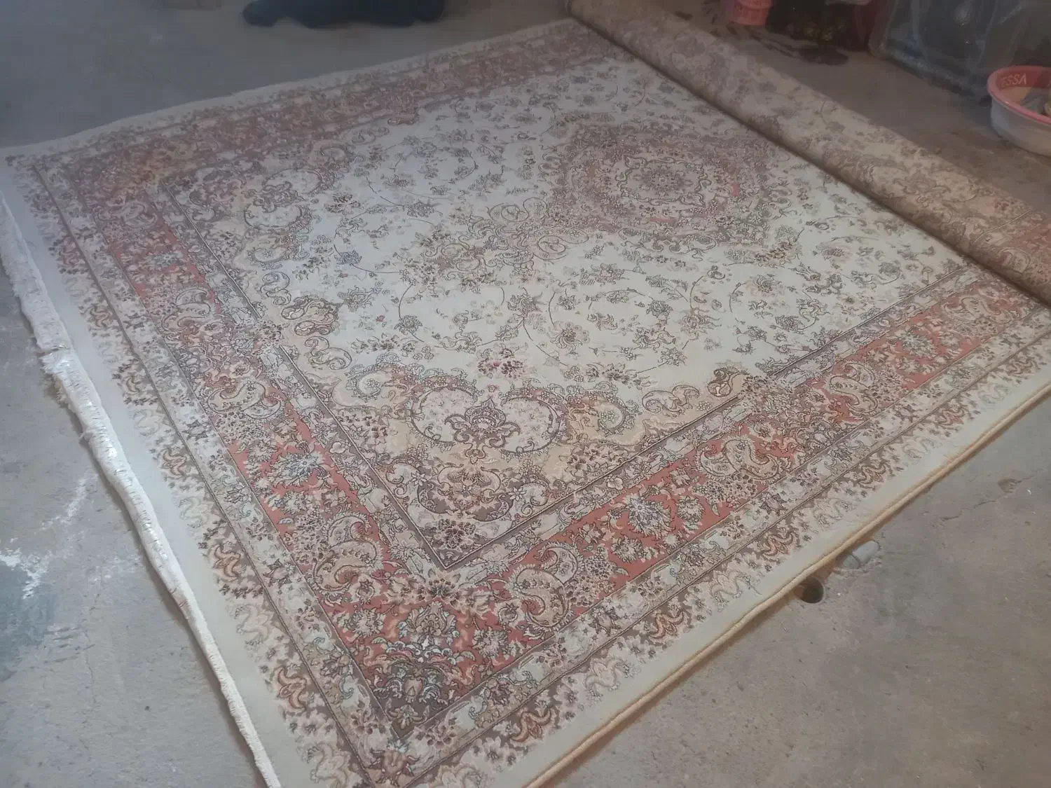 فرش ماشینی ۷۰۰ شانه در حد نو ۹ متری|فرش|تبریز, |دیوار