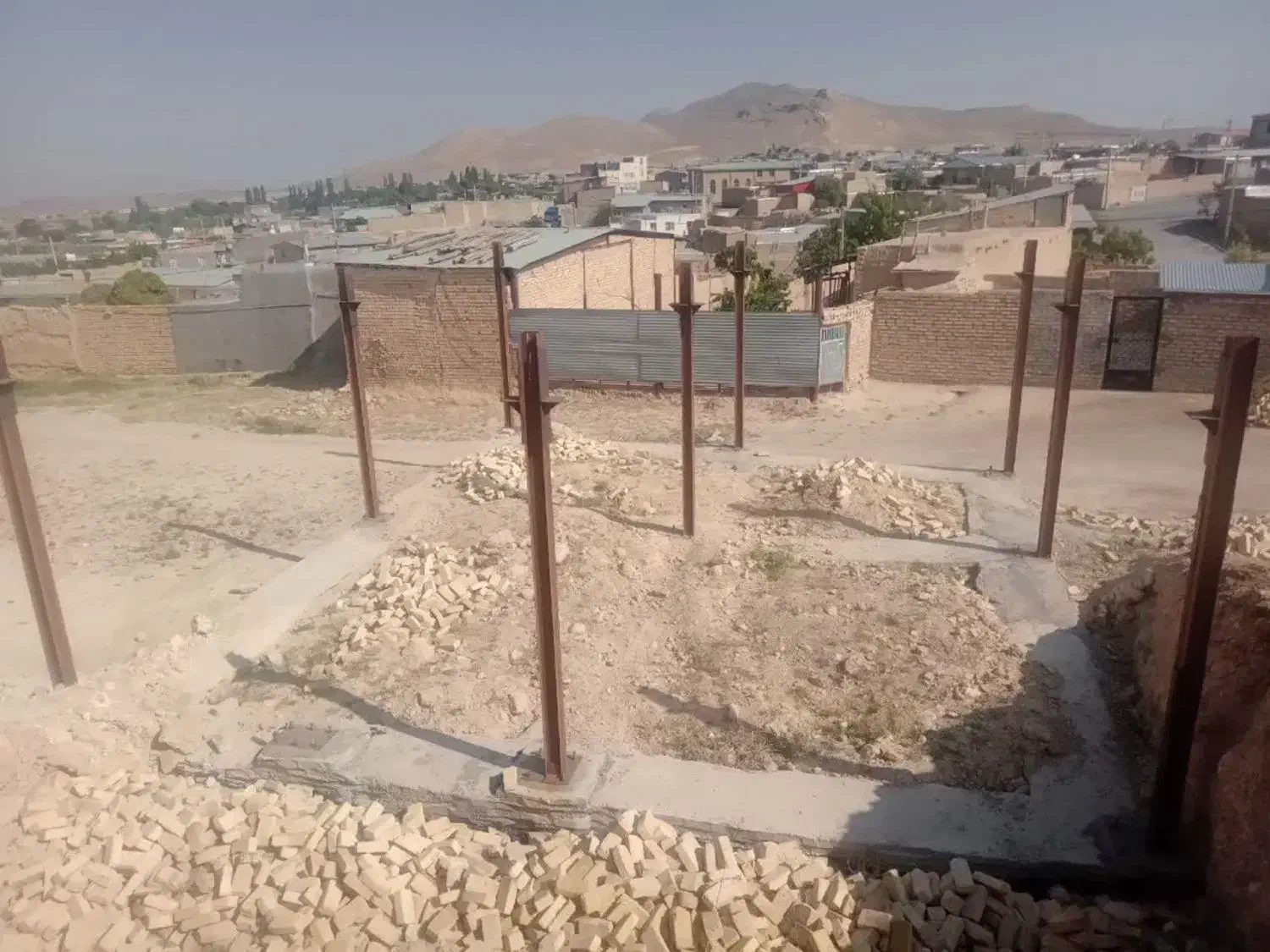 خانه نیمه ساخت|فروش خانه و ویلا|خنجین, |دیوار