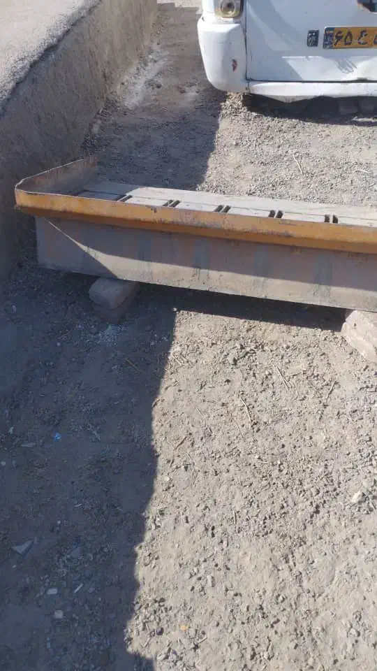 قالب هشت دستگاه بلوک زن|ماشینآلات صنعتی|زیرکوه, |دیوار