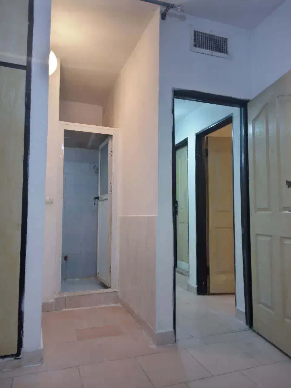 **واحد70 متری 2 خواب طبقه اول کهریزک *|اجارهٔ آپارتمان|کهریزک, |دیوار