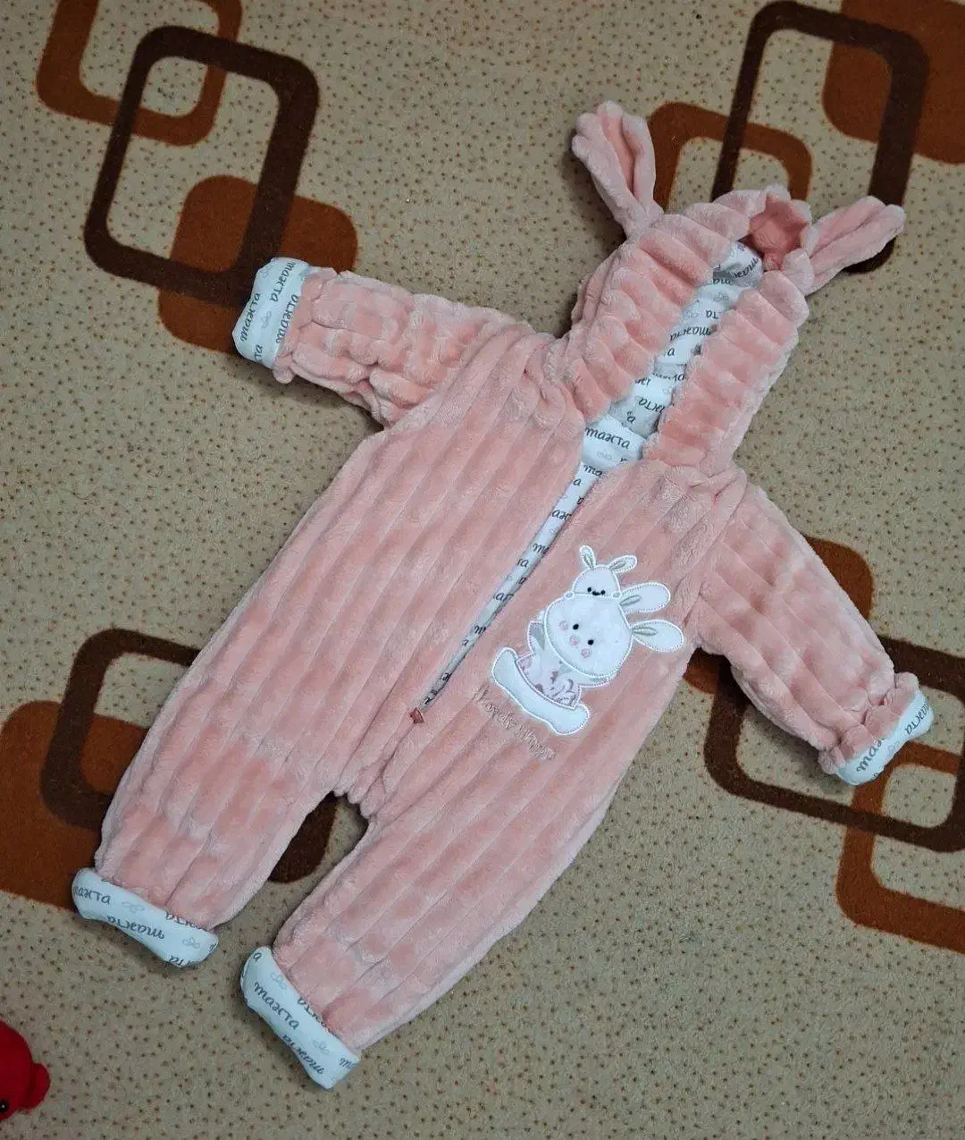 کاپشن سرهمی نوزادی نو|کفش و لباس بچه|یزد, |دیوار