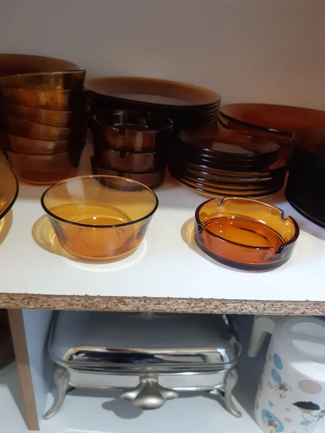 سرویس ۱۲ نفره دورالکس فرانسه عسلی رنگ|ظروف سرو و پذیرایی|کرج, حسن آباد|دیوار