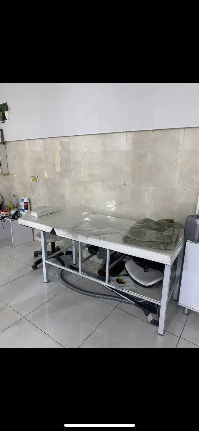 فروش لوازم سالن در حد نو|آرایشگاه و سالن‌های زیبایی|رشت, گیل|دیوار