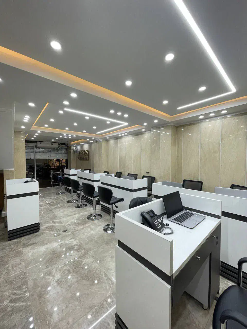 استخدام منشی خانم باحقوق ثابت مسکن آی هوم|استخدام بازاریابی و فروش|اندیشه, اندیشه فاز ۱|دیوار