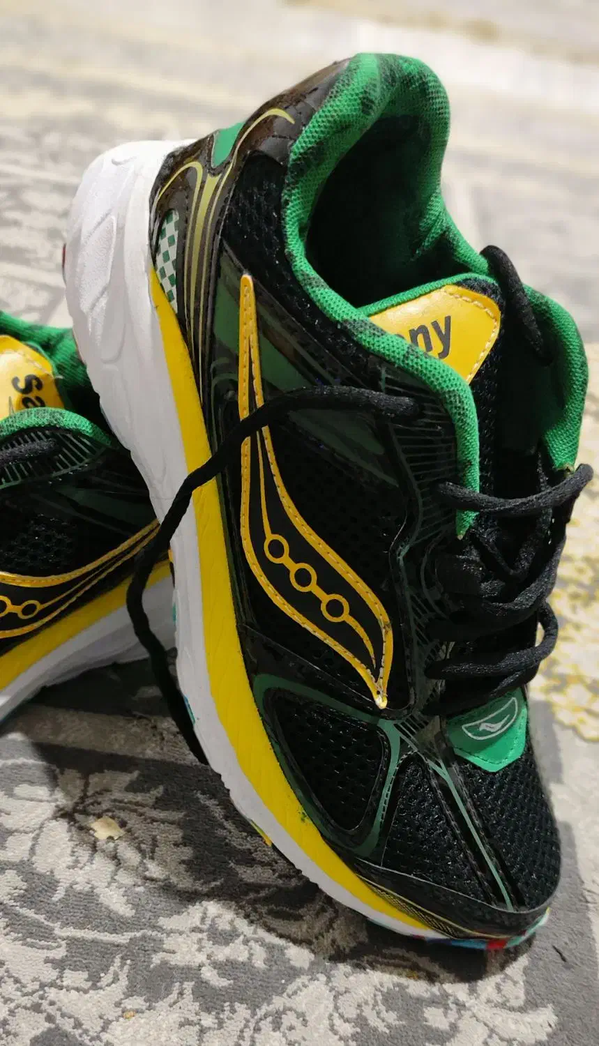 کفش اقتصادی|کیف، کفش، کمربند|نیشابور, دارایی|دیوار