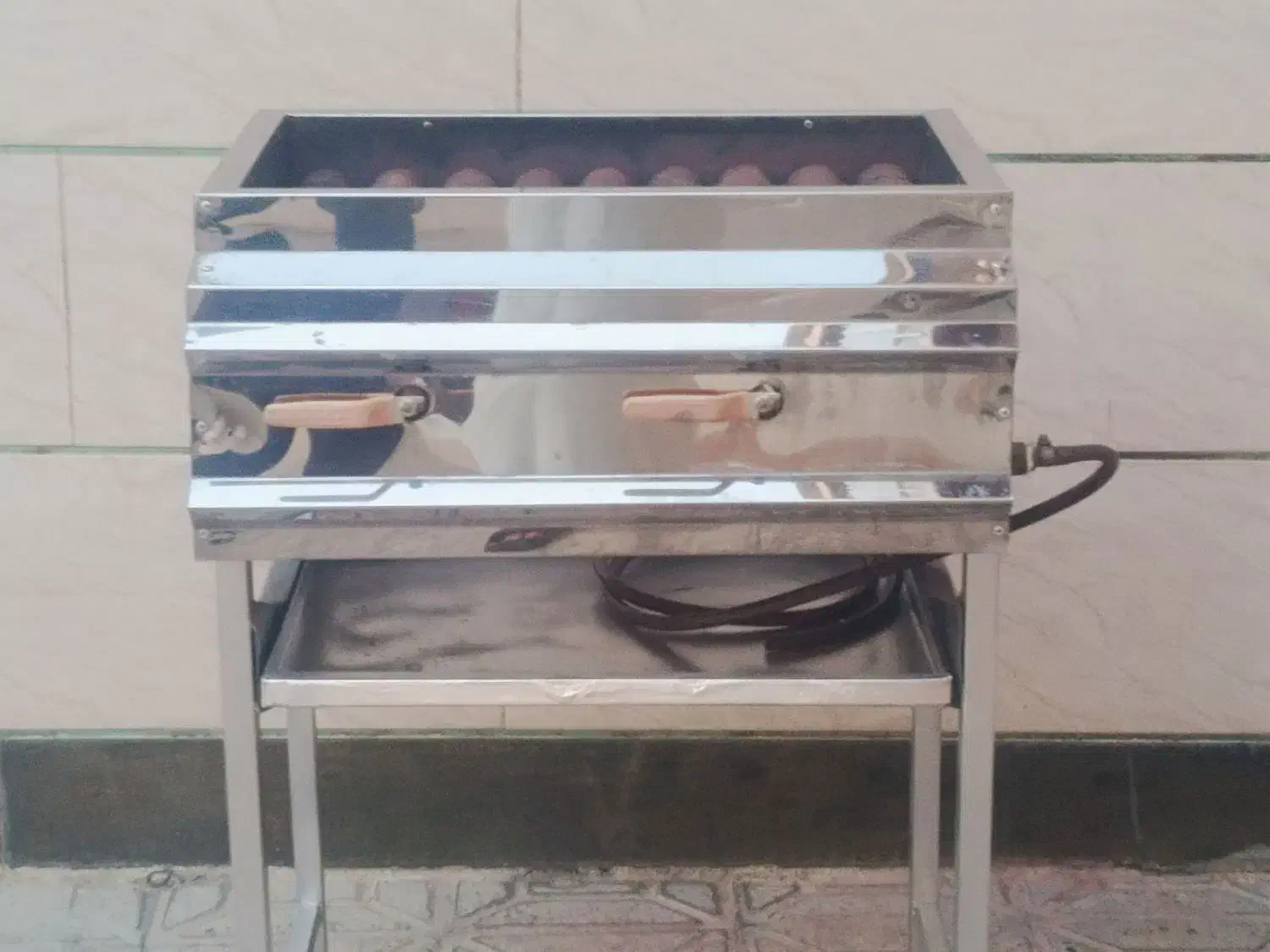 کباب پز گازی در حد نو|اجاق گاز و لوازم برقی پختوپز|ایلام, |دیوار