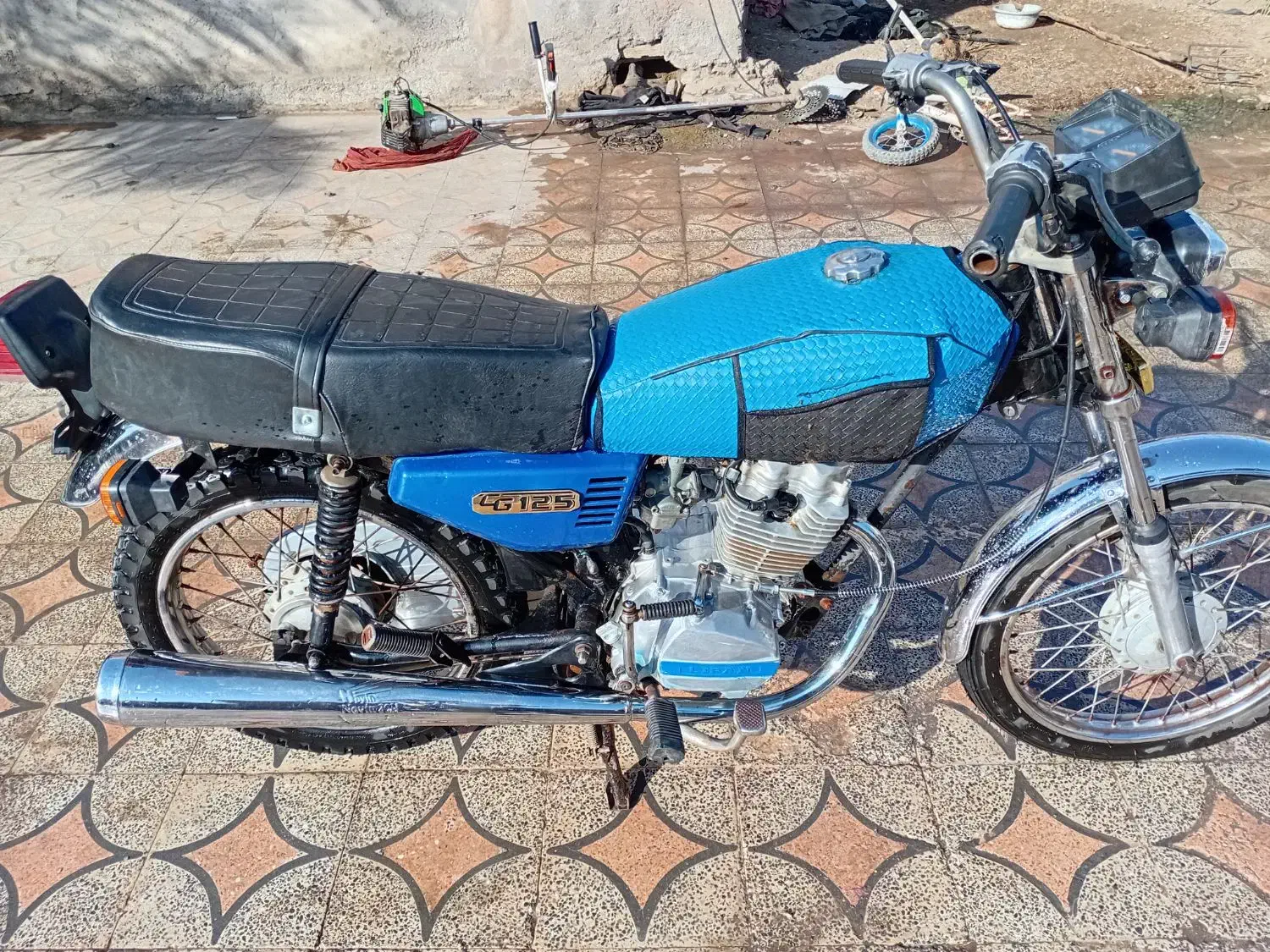 موتور|موتورسیکلت|گنبکی, |دیوار