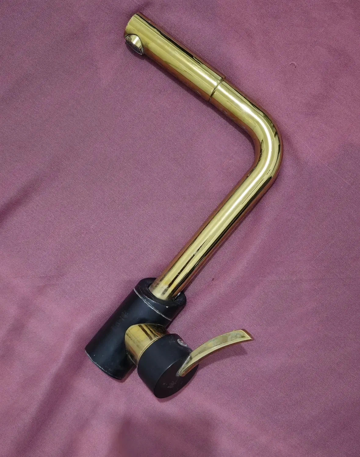 شیر آشپزخانه مارک ابرش بسیار زیبا و با دوام|مصالح و تجهیزات ساختمان|خلیل آباد, |دیوار