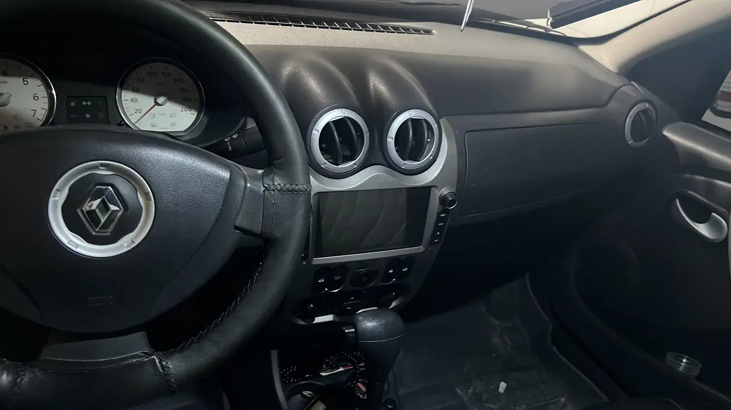 رنو ساندرو استپ وی اتوماتیک مدل ۹۵|خودرو سواری و وانت|بوشهر, |دیوار