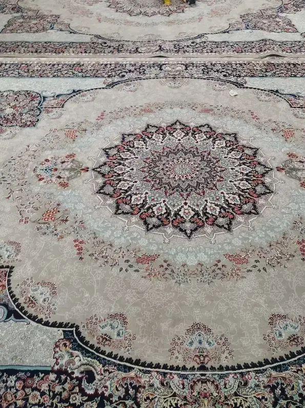 دو عدد فرش 9 متری مهستان بسیار زیبا در حد نو|فرش|خرم‌آباد, |دیوار