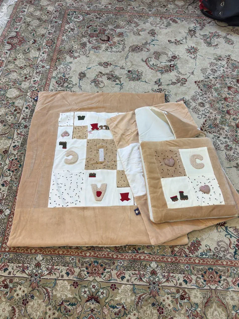 سرویس خواب نوزاد همراه با روتختی|تخت و سرویس خواب|مشهد, اسماعیل آباد|دیوار