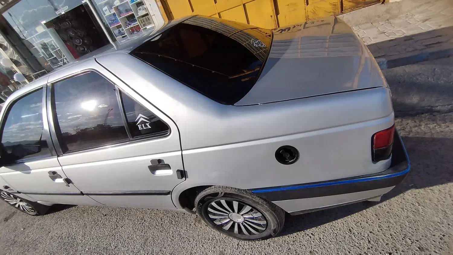 شیشه دودی/نانوسرامیک/ آنتی یوی/شیشه دودی آمریکایی|قطعات یدکی و لوازم جانبی|فولادشهر, فولادشهر|دیوار