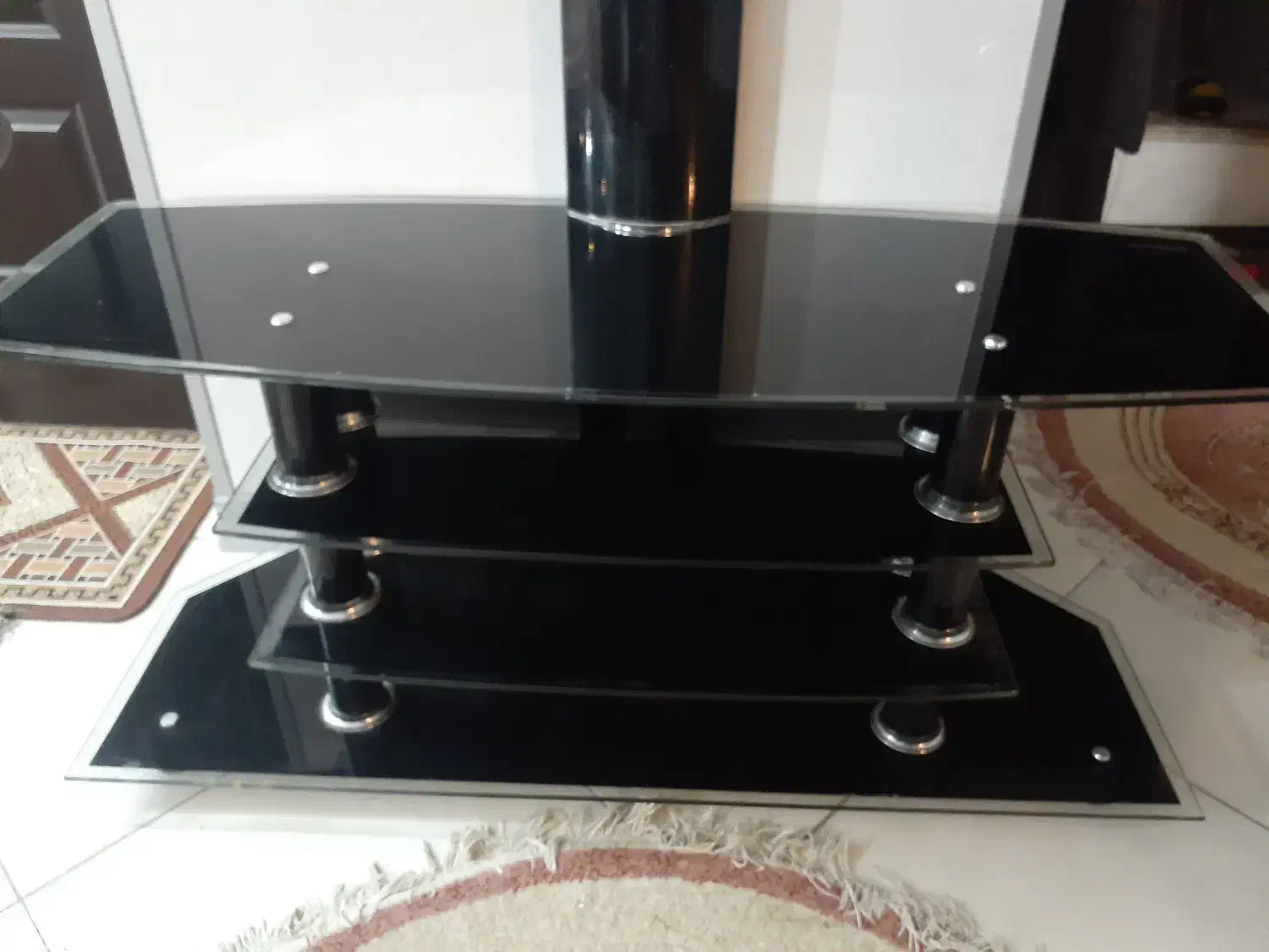 میز تلوزیون شیشه ای|میز تلویزیون|اصفهان, الهیه|دیوار