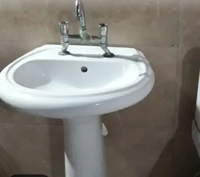 روشویی چینی|لوازم سرویس بهداشتی|یزد, |دیوار