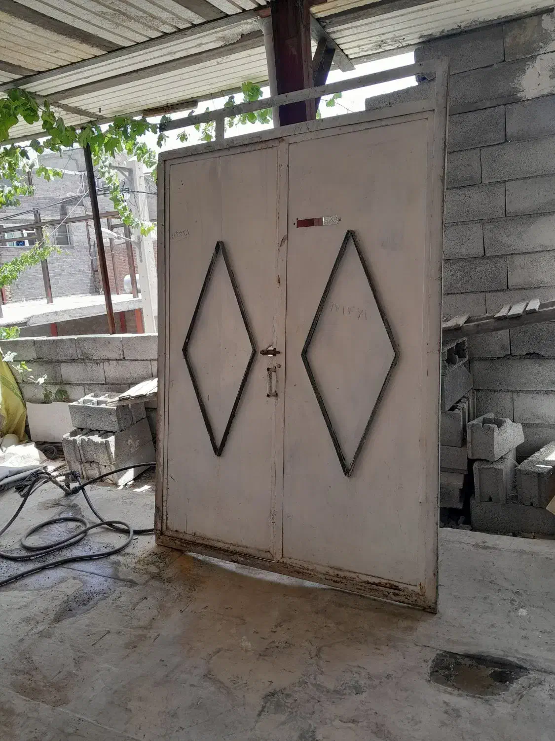 درب حیاط|مصالح و تجهیزات ساختمان|سنندج, |دیوار