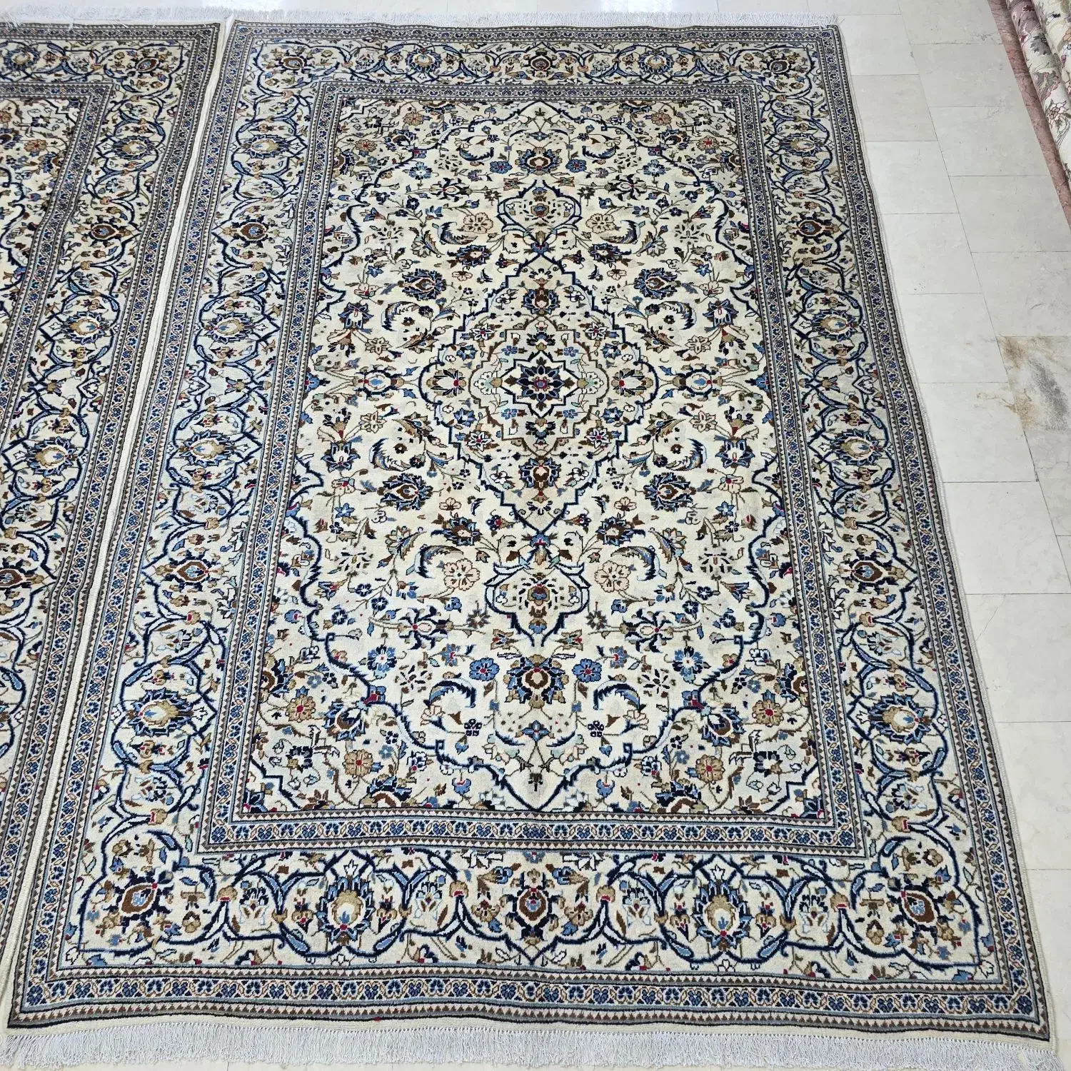 چهار عدد فرش دستباف اردکان یکشکل   ۶متری|فرش|تهران, شیراز|دیوار