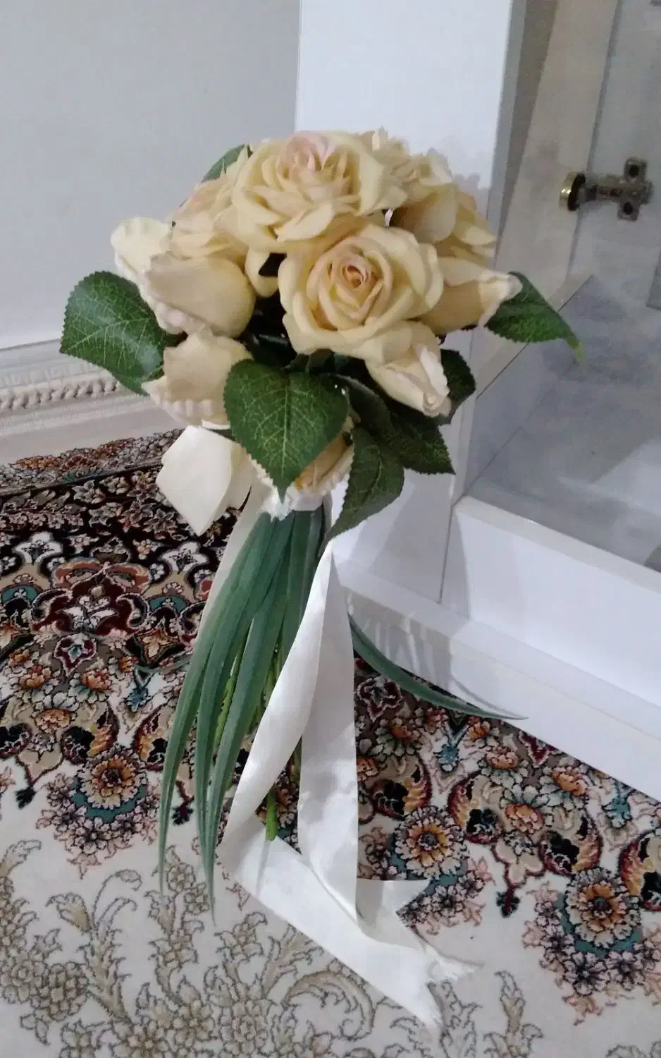 دسته گل عروس|گل مصنوعی|یاسوج, |دیوار