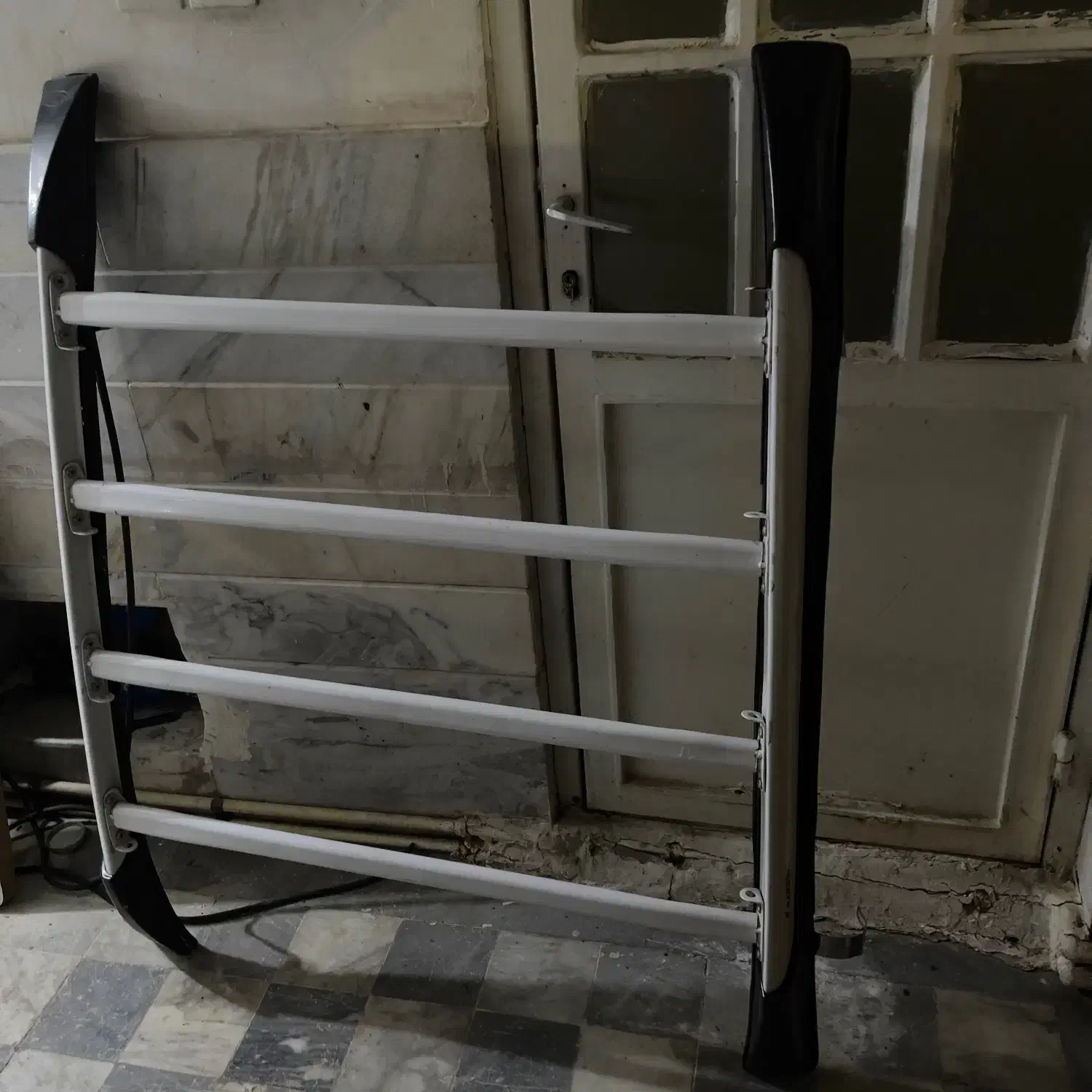 باربند۲۰۶|قطعات یدکی و لوازم جانبی|قم, باجک سه|دیوار