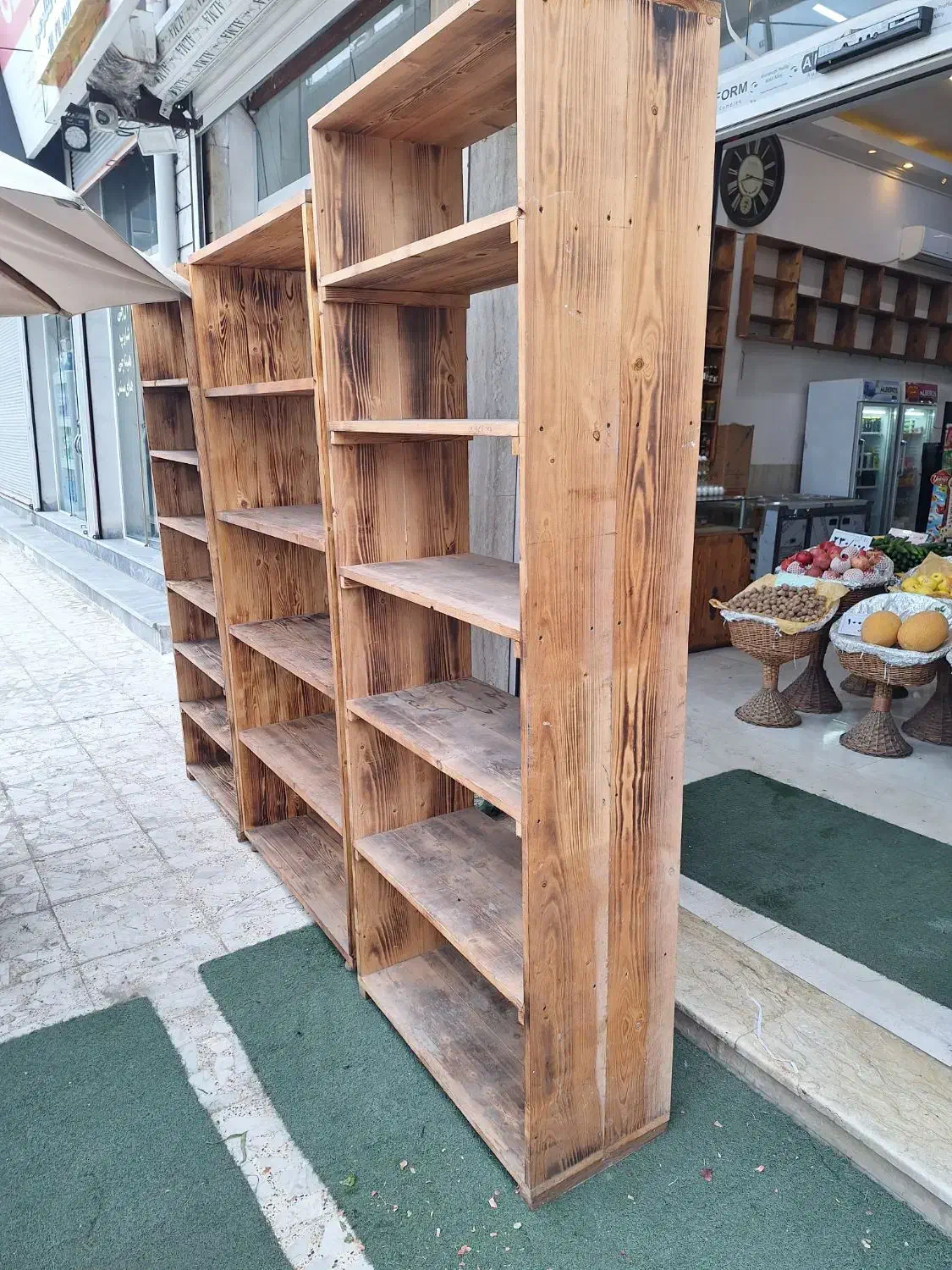 ویترین  با چوب نراد|کتابخانه، شلف، قفسه‌های دیواری|تنکابن, |دیوار