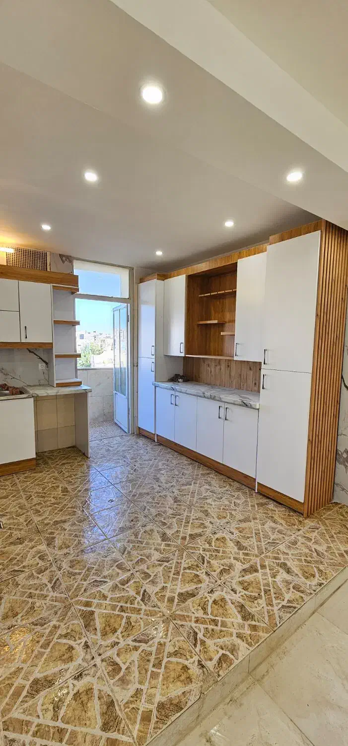 آپارتمان ۹واحدی|فروش آپارتمان|دلیجان, |دیوار