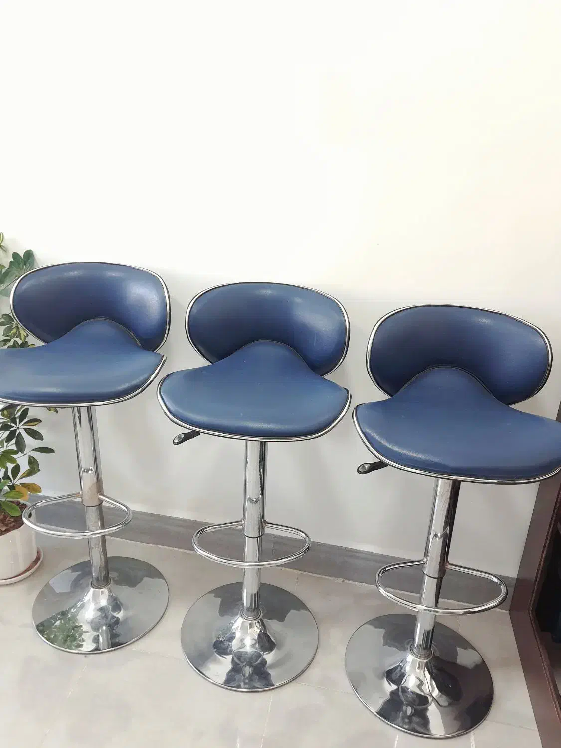 صندلی جک دار در حد نو|صندلی و نیمکت|دزفول, |دیوار