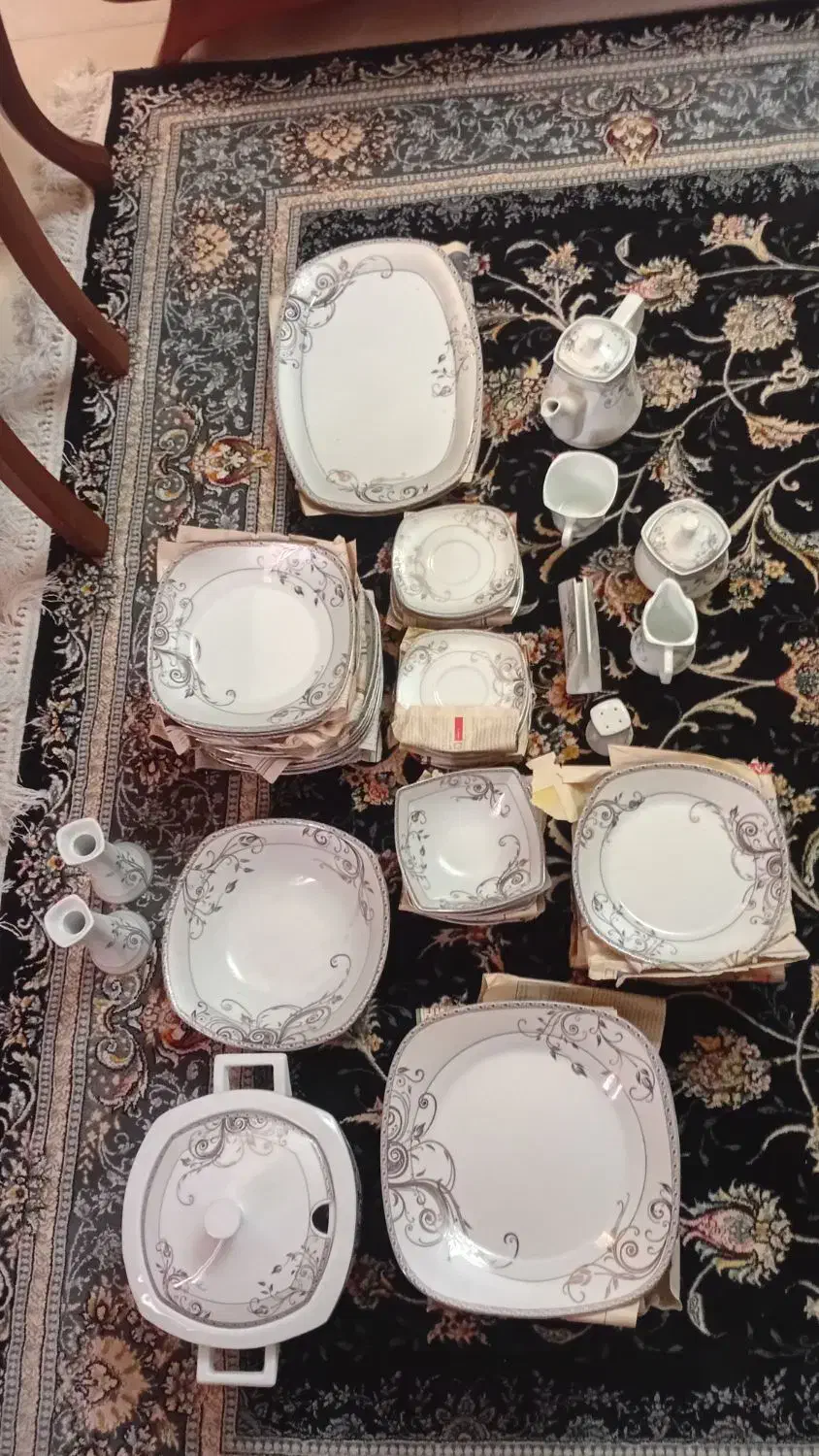 سرویس چینی ۱۰۰ پارچه|ظروف سرو و پذیرایی|مهاجران, |دیوار