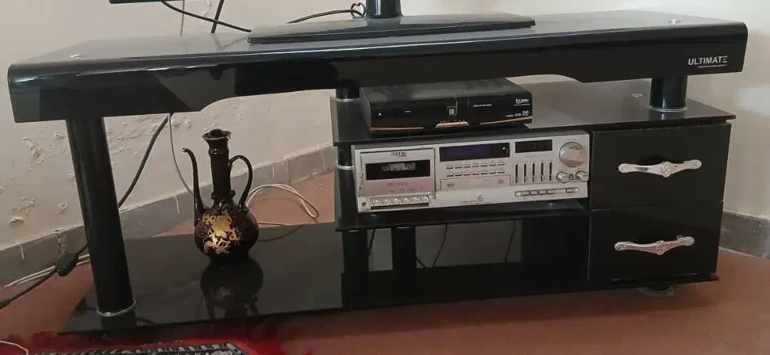 میز تلوزیون LCD|میز تلویزیون|کرج, شهرک رضوانیه|دیوار