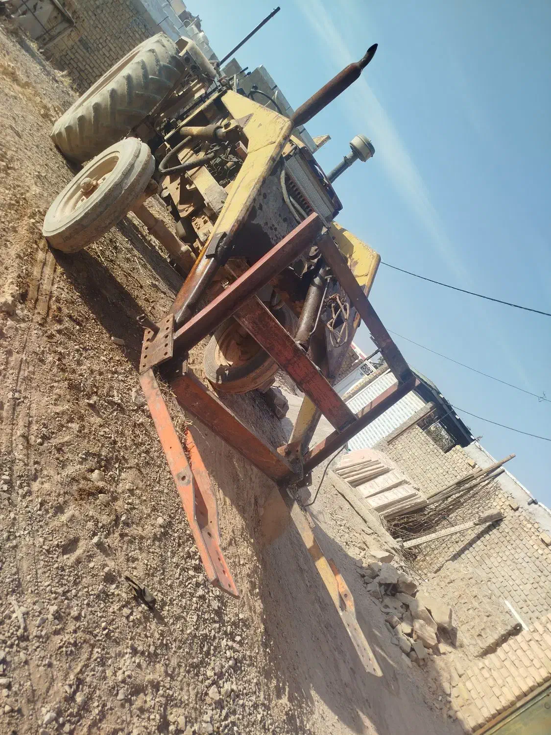 فروش انواع دستگاه کشاورزی|ماشین‌آلات صنعتی|ارسنجان, |دیوار