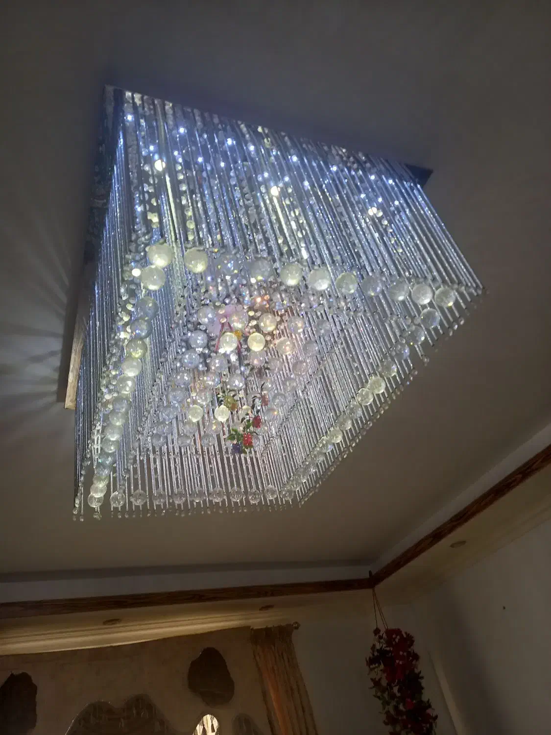 لوستر در حد نو سالم واستیل کنترل دار  سه حالت  روش|لوستر و چراغ آویز|رشت, کوی حسینی|دیوار