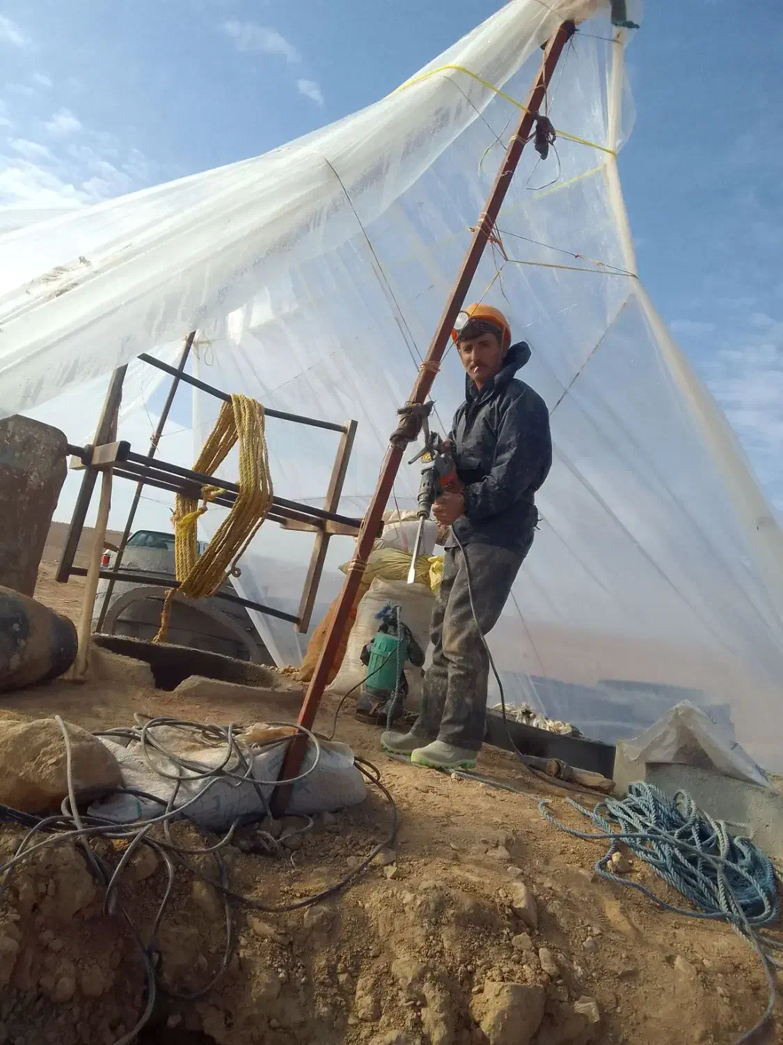 حفره چاه و قنات با تمام لوازم|خدمات پیشه و مهارت|شیروان (خراسان), |دیوار