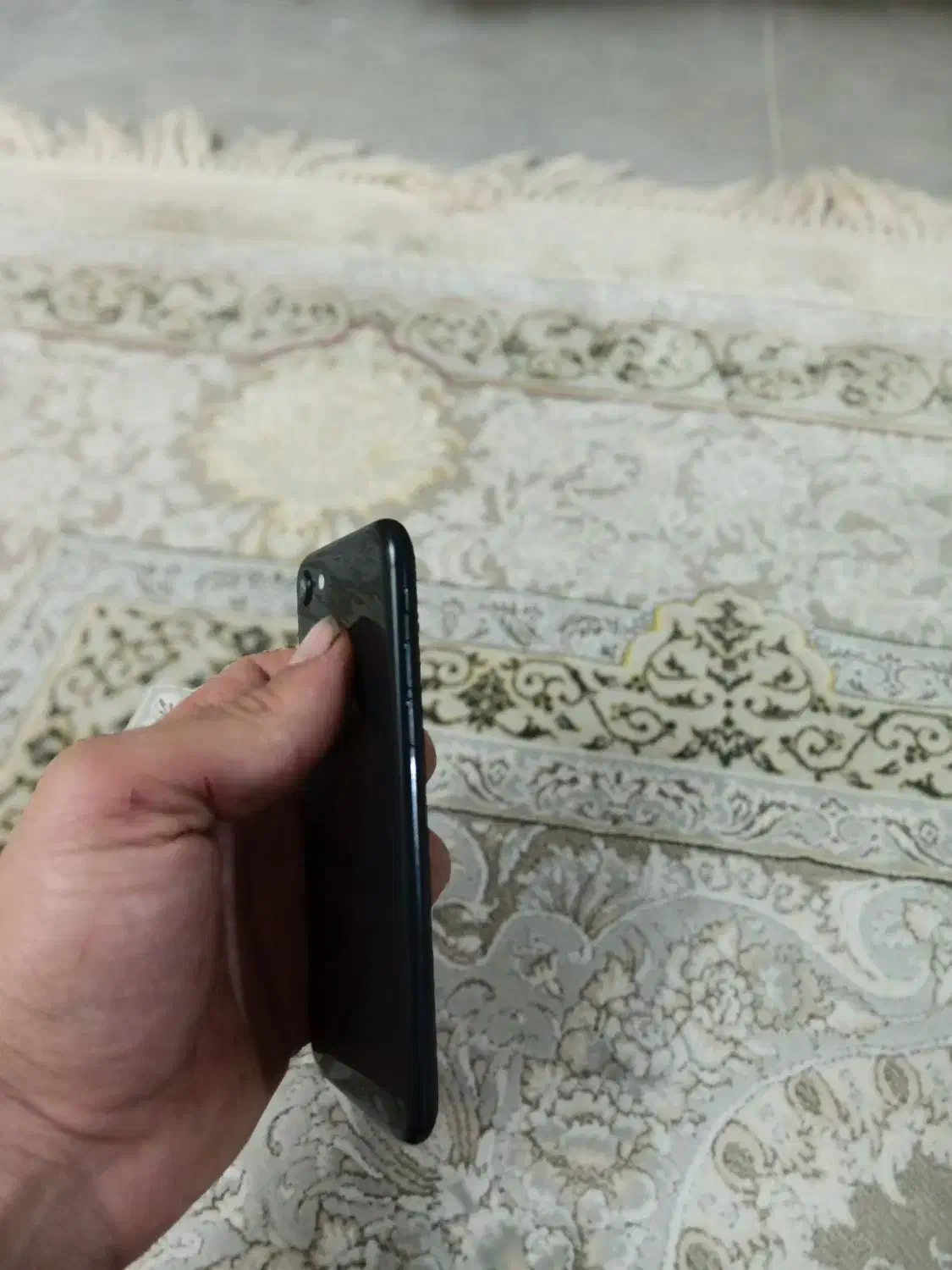 ایفون se2020|موبایل|تاکستان, |دیوار