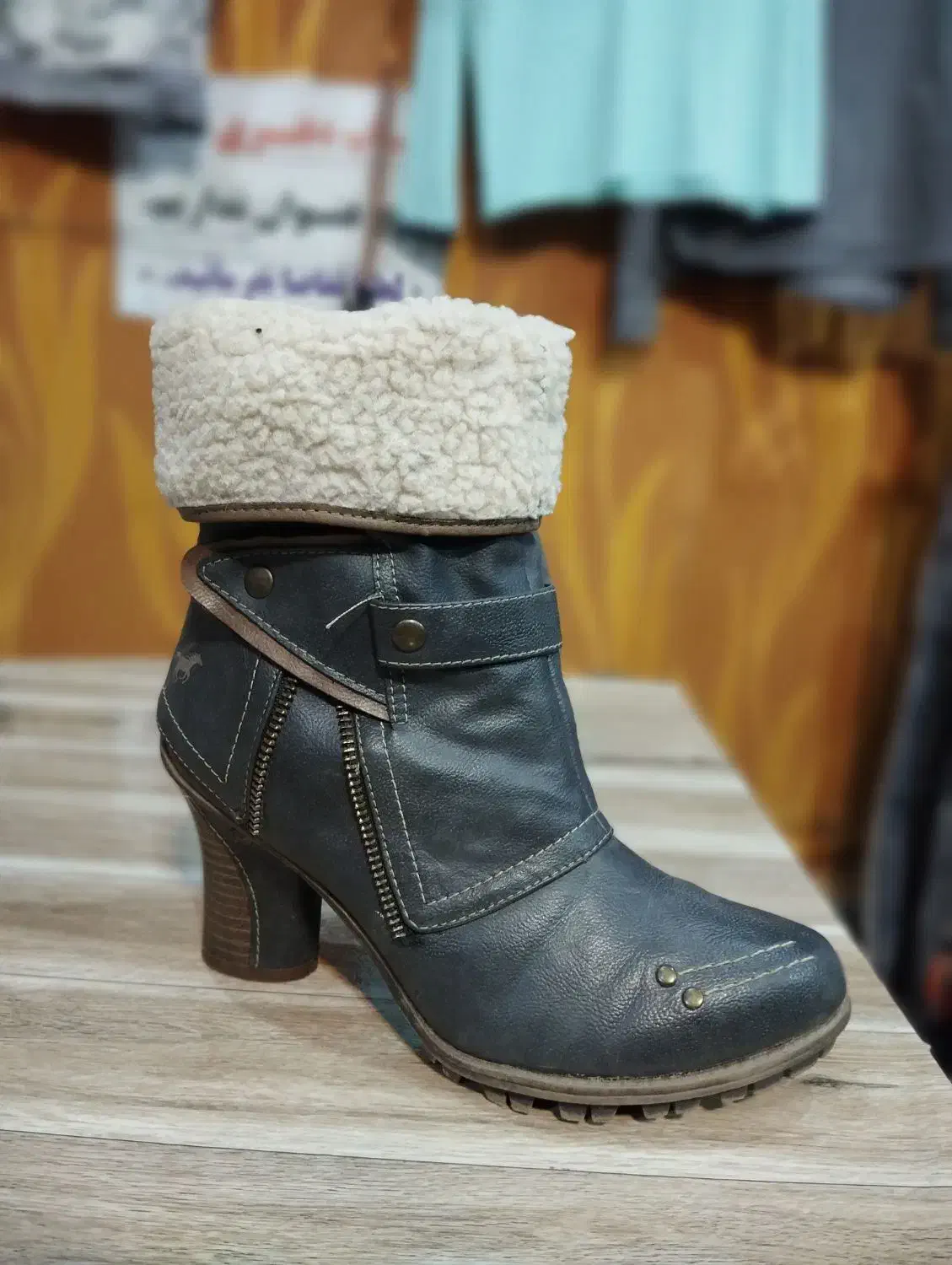 چکمه وارداتی اورجینال|کیف، کفش، کمربند|کاشمر, |دیوار