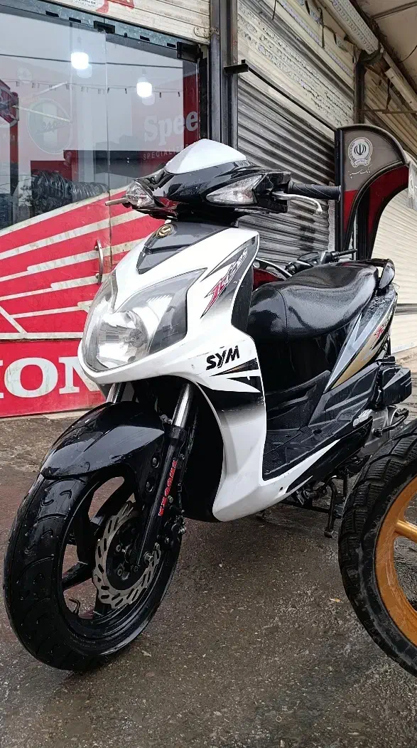sym جت فور|موتورسیکلت|مشهد, فریزی|دیوار