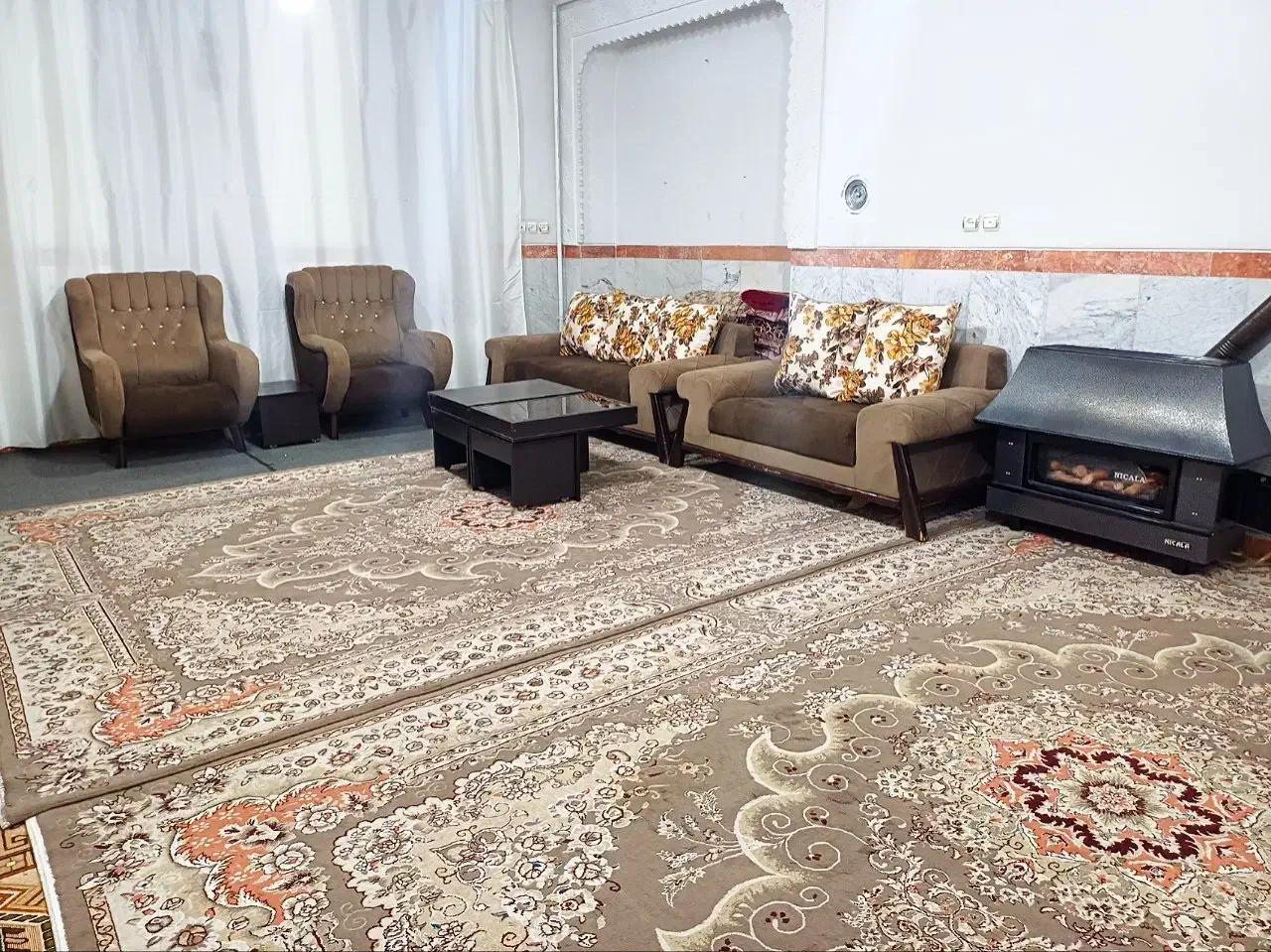 سوییت اجاره ای داخل شهر جوانرود شیک تمیز و بهداشتی|اجارهٔ کوتاه‌مدت آپارتمان و سوئیت|پاوه, |دیوار