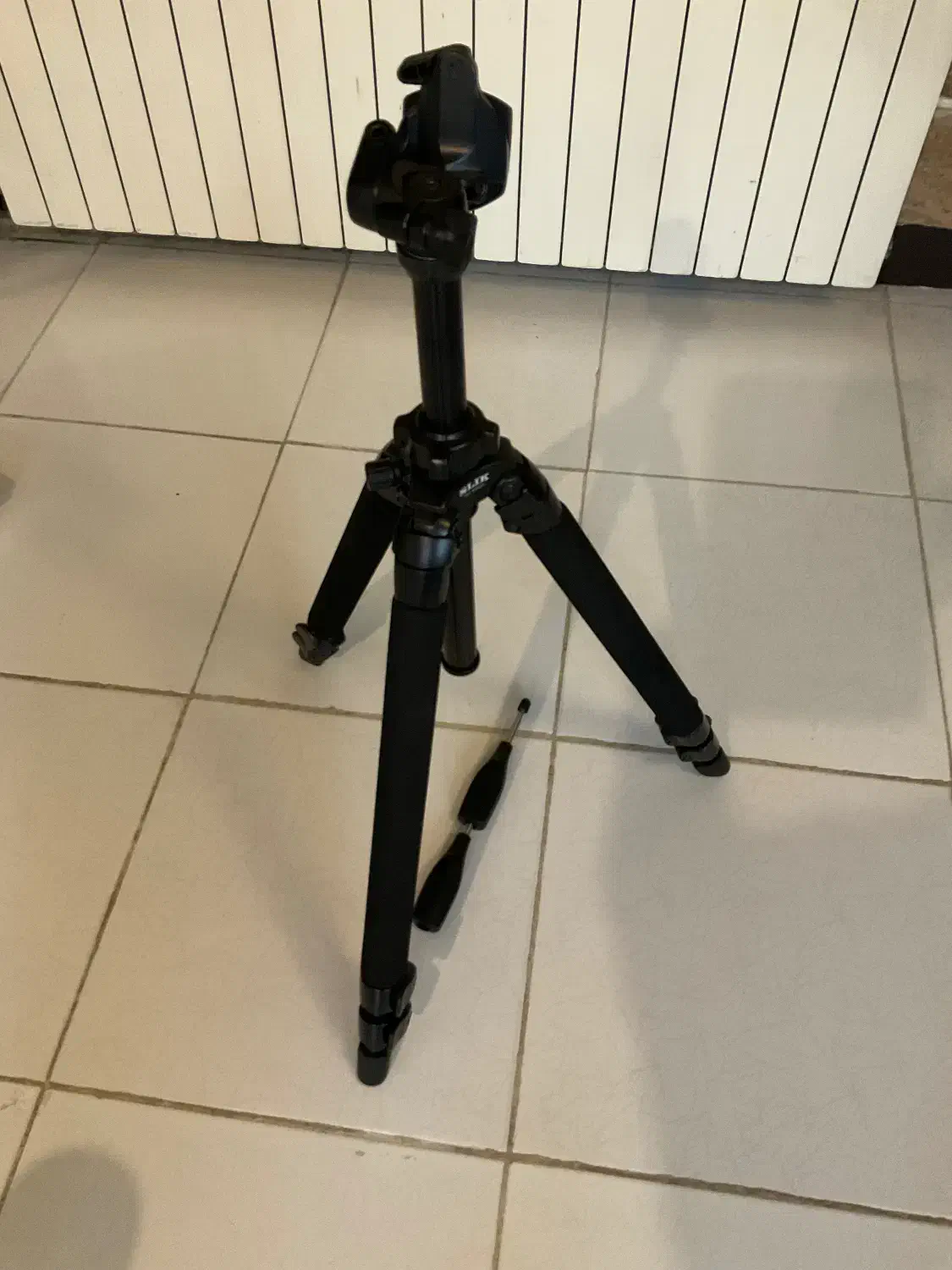 سه پایه دروبین|دوربین عکاسی و فیلمبرداری|تهران, سعادتآباد|دیوار