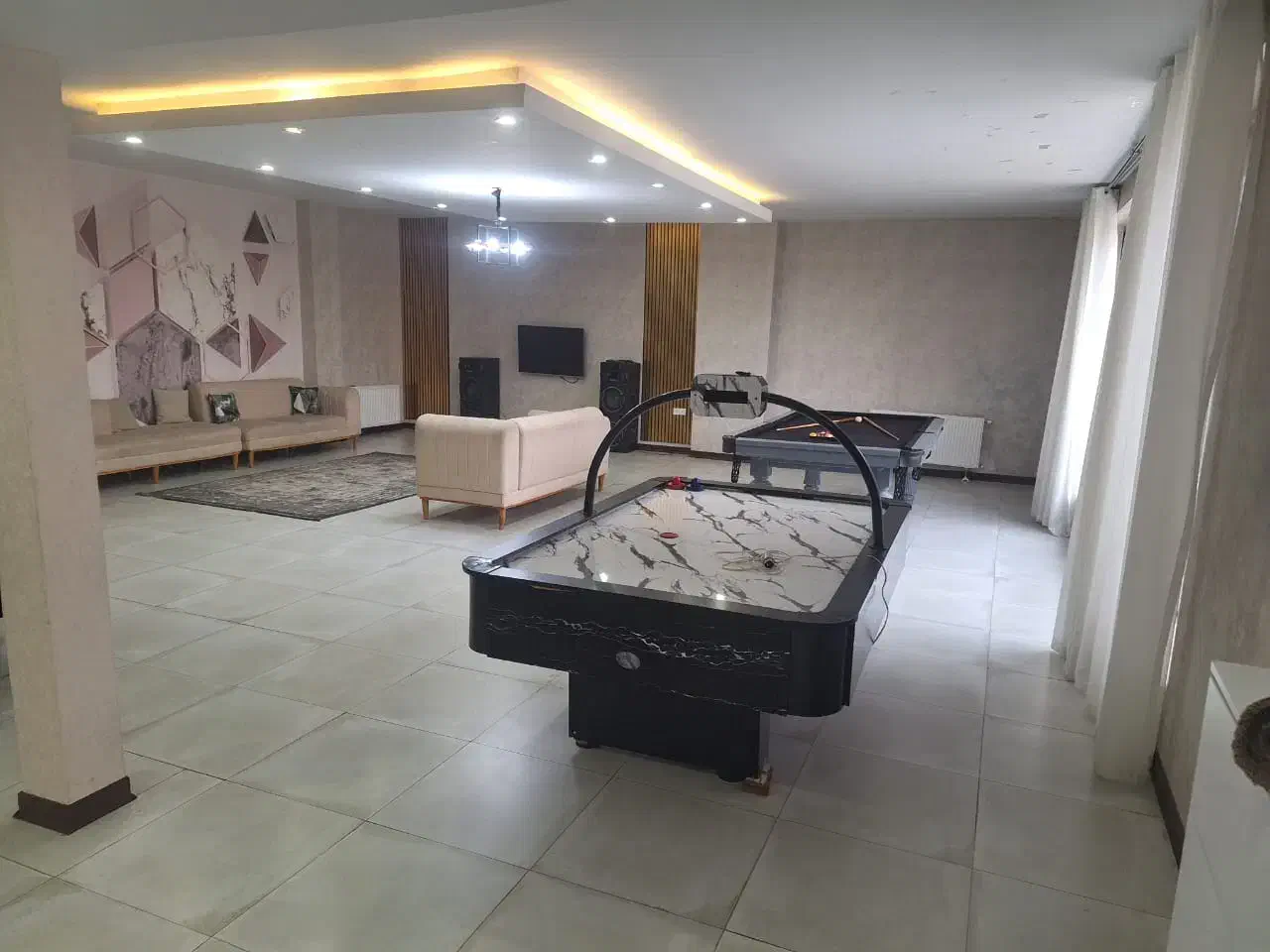 اجاره روزانه ویلا مدرن دنیز|اجارهٔ کوتاهمدت ویلا و باغ|کرج, فاز ۳ گوهردشت|دیوار