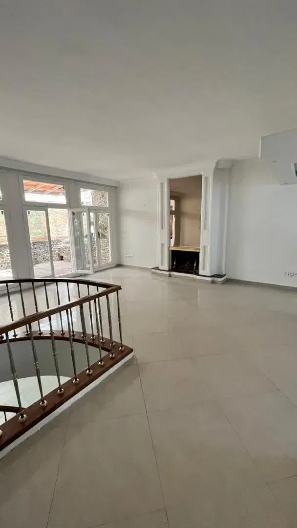 آپارتمان ویلا ۲۲۰ متر ۳ خواب دوبلکس|اجارهٔ آپارتمان|تهران, الهیه|دیوار